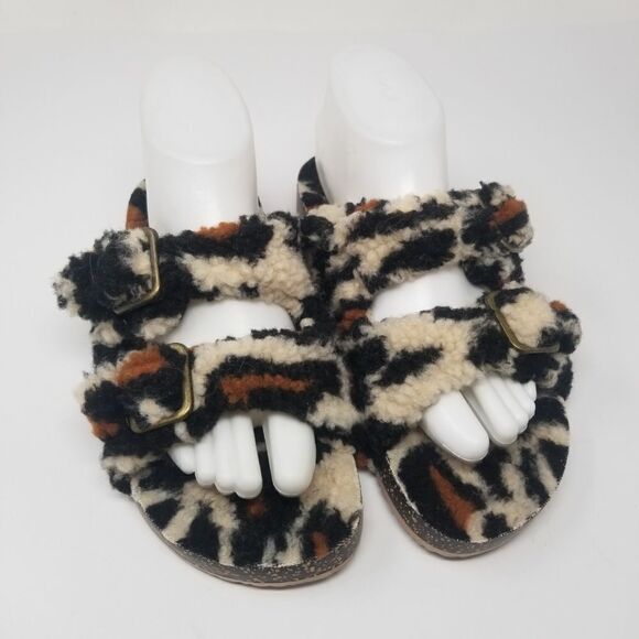 NWOT CUTE FURRY LEOPARD PRINT SANDALS WITH BUCKLES. MULTIPLE SIZES. - Picture 5 of 16